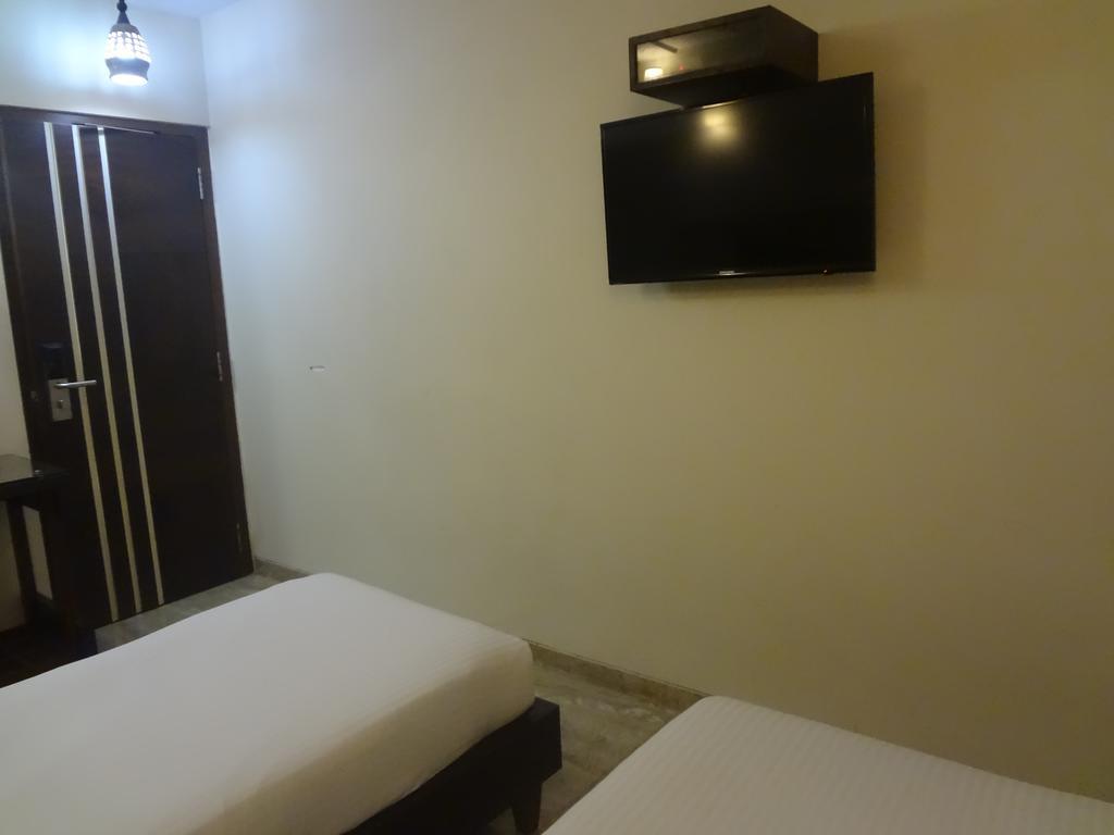 Hotel Sapna Mumbai Ngoại thất bức ảnh